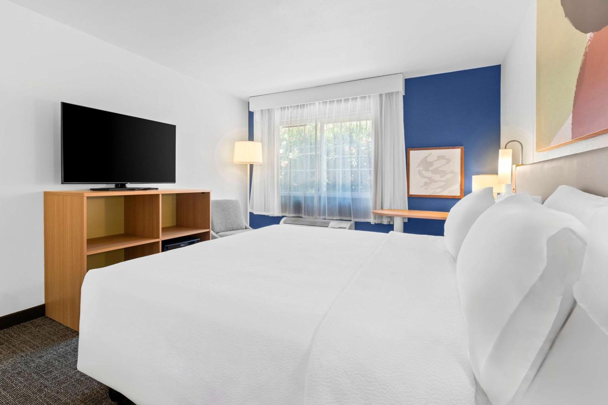 Spark By Hilton Modesto Exterior photo