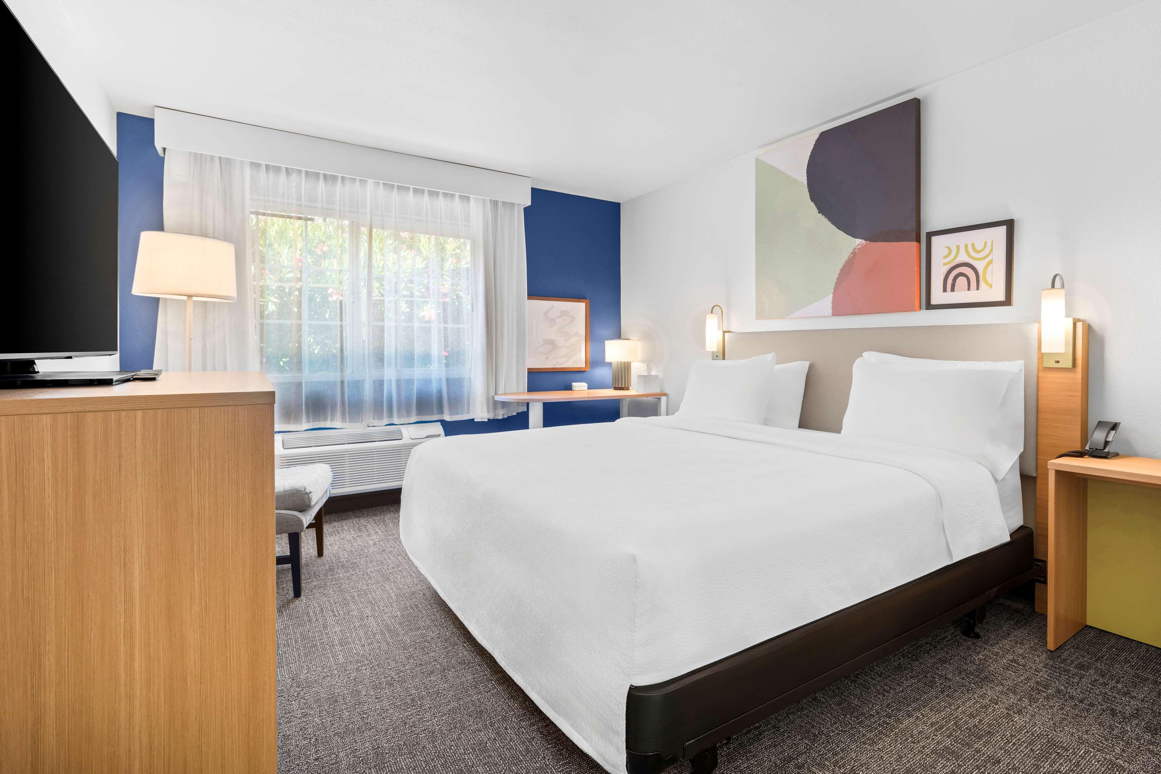 Spark By Hilton Modesto Exterior photo