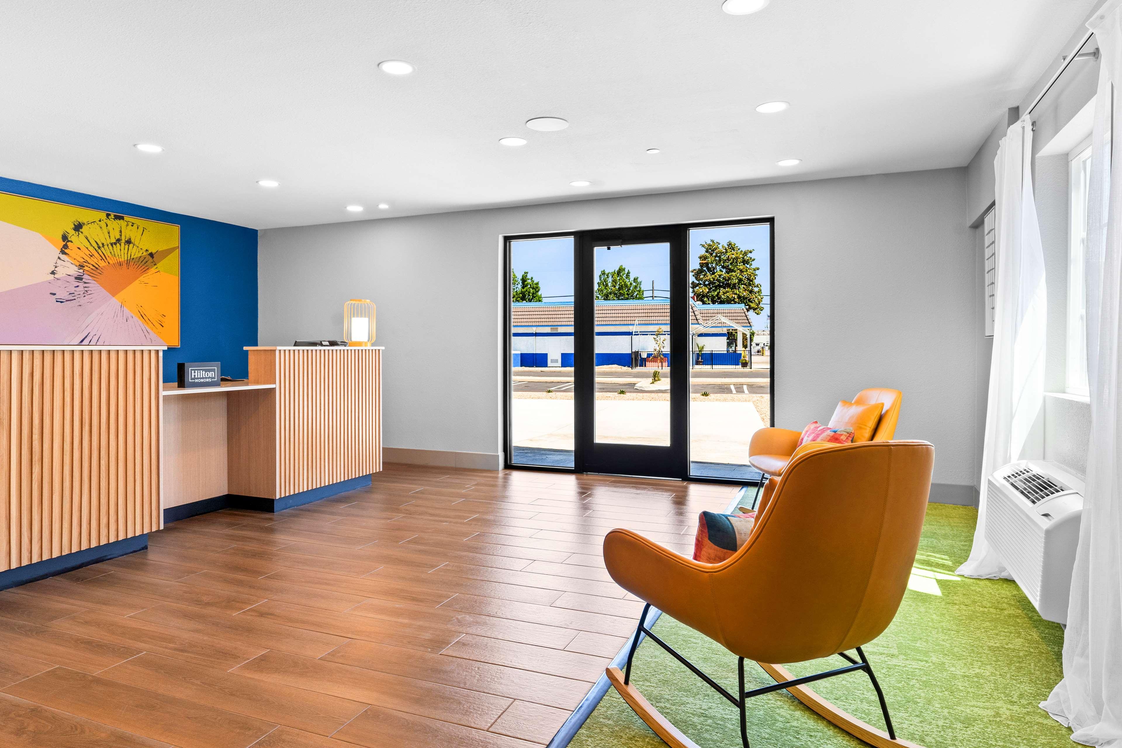 Spark By Hilton Modesto Exterior photo